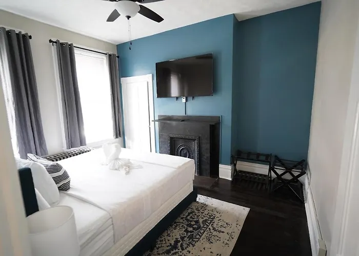 3e *historic Gem* Heart Of Southside-sleeps 10 * Pittsburgh